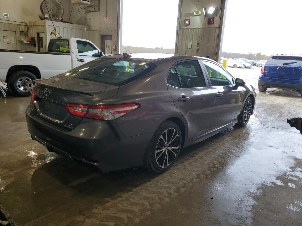 2020 Toyota Camry - Image 3