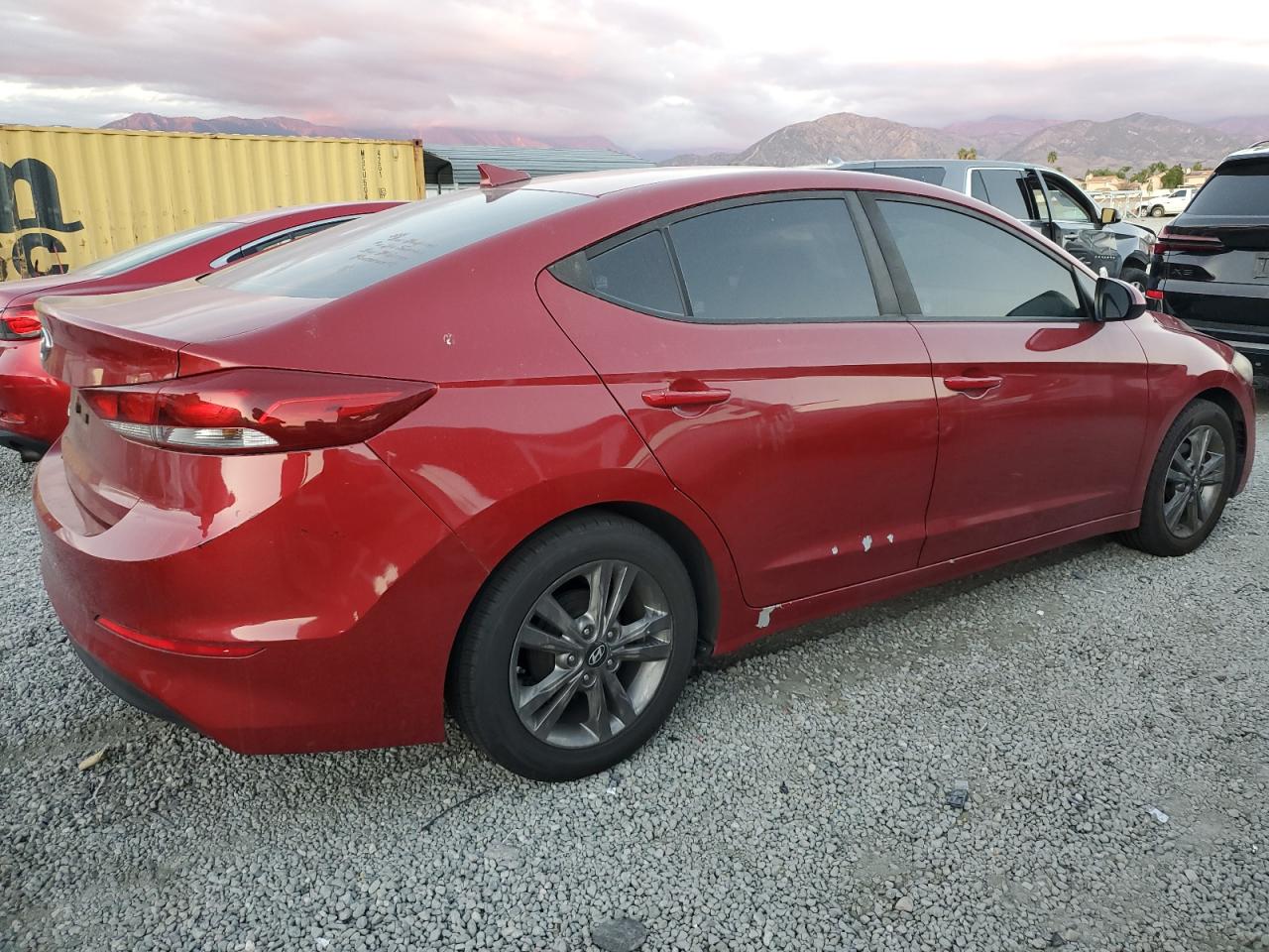 2017 Hyundai Elantra - Image 3