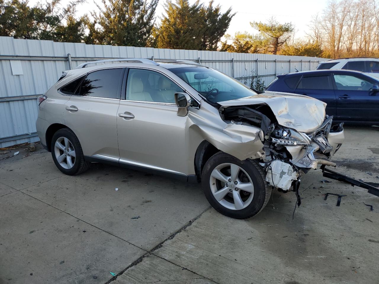 VIN 2T2BK1BA8FC292974 2015 LEXUS RX350 no.4