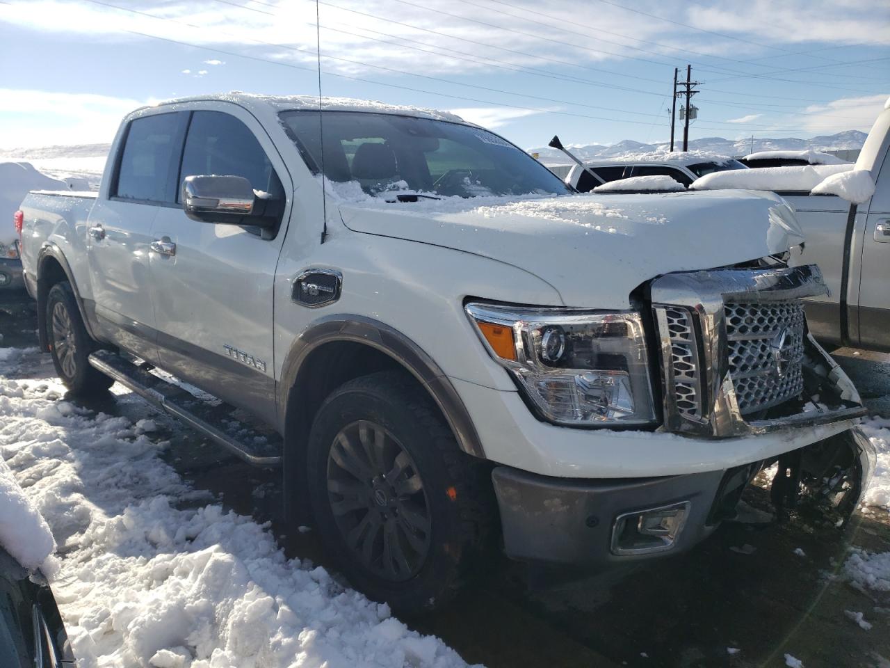 2017 Nissan Titan - Image 4