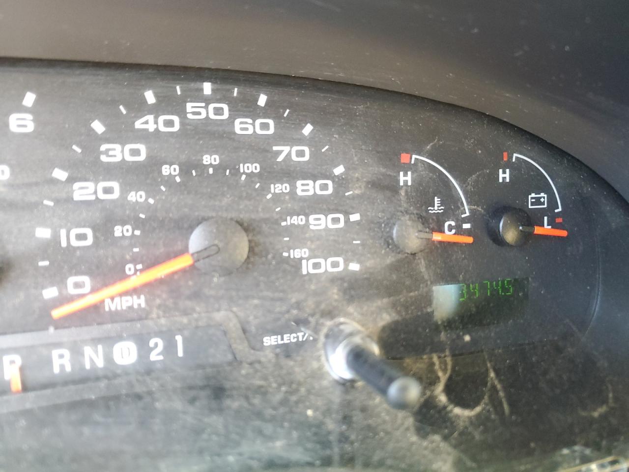 2005 Ford Econoline - Image 9