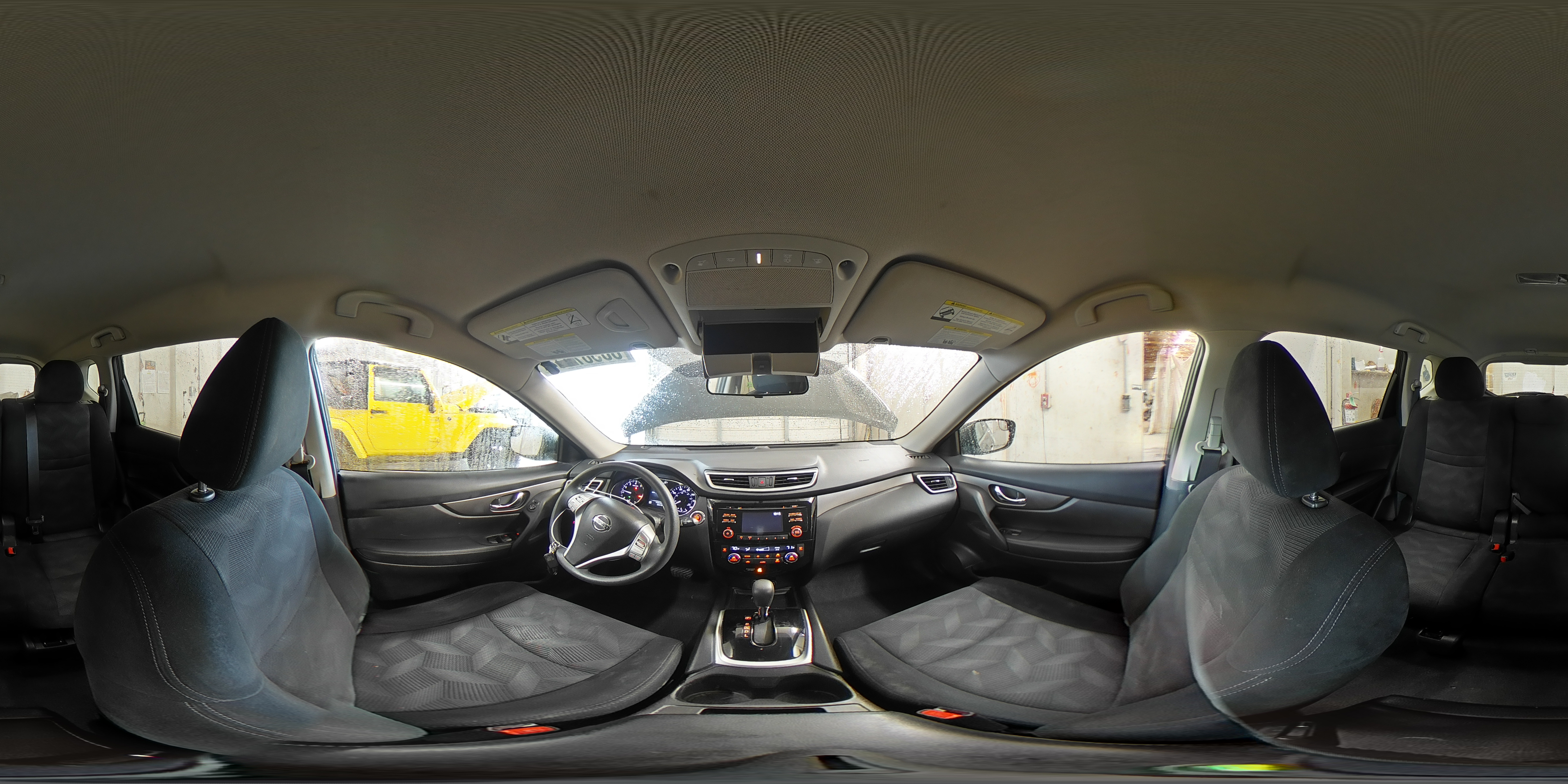 2014 Nissan Rogue - Image 16