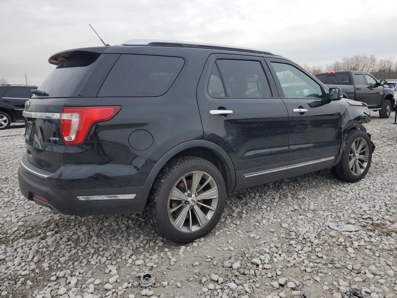 2018 Ford Explorer - Image 3