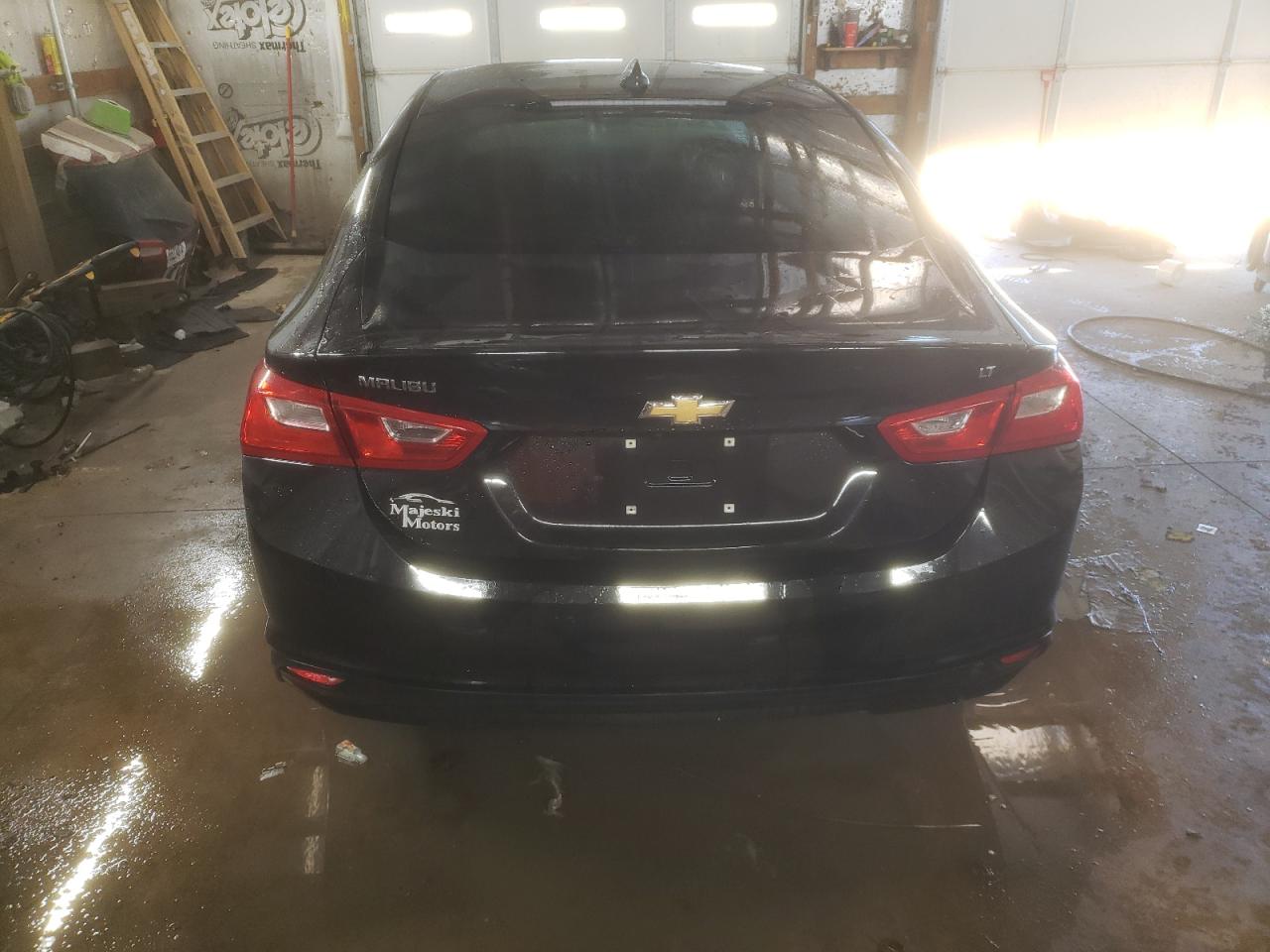 2017 Chevrolet Malibu - Image 6