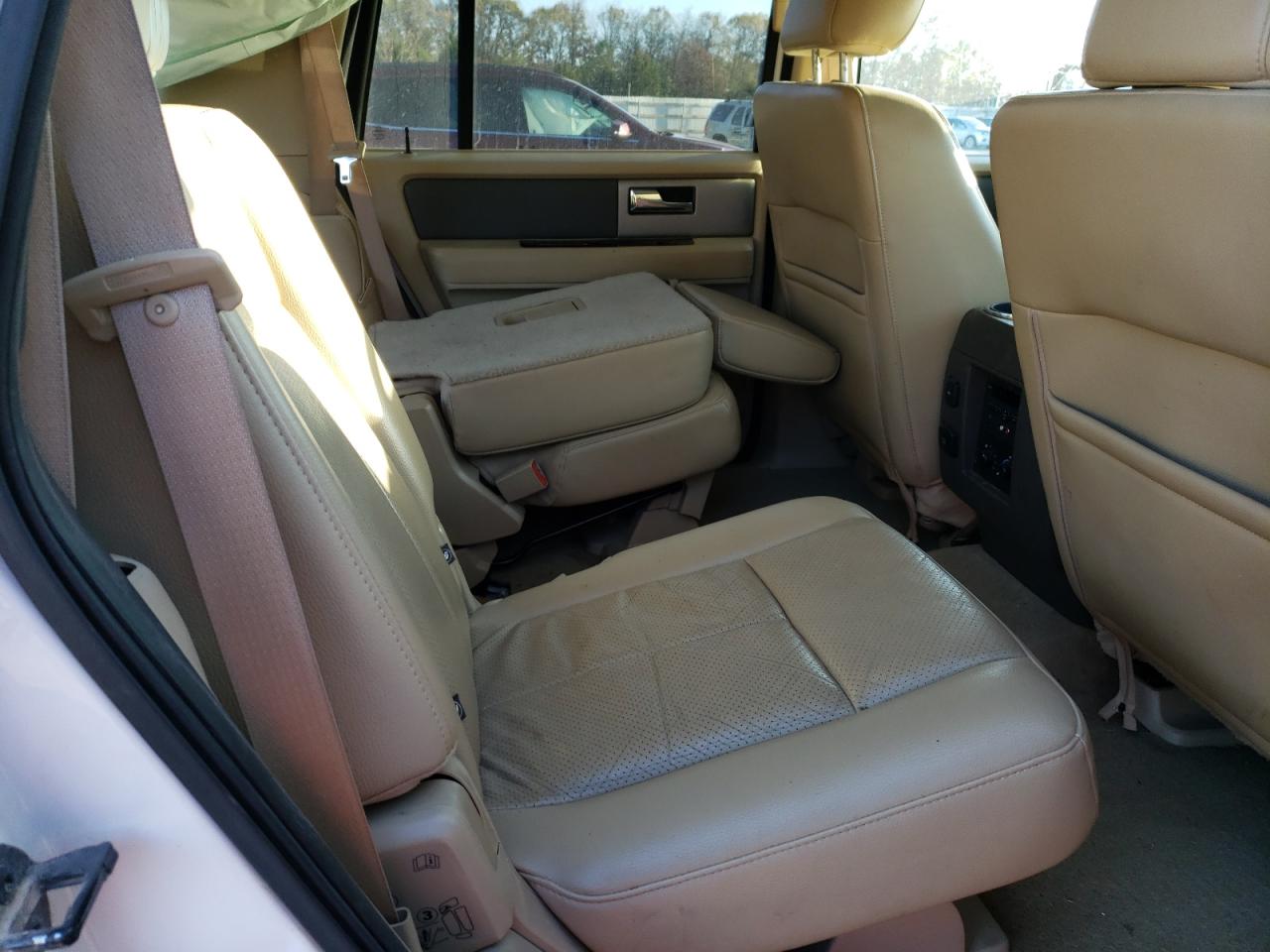 2014 Ford Expedition - Image 11