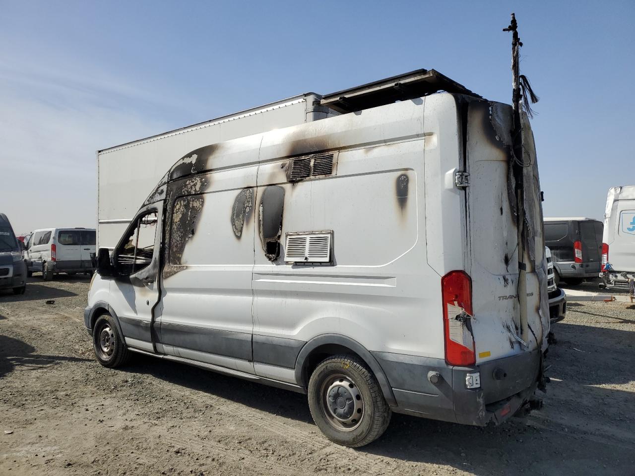 2015 Ford Transit - Image 2