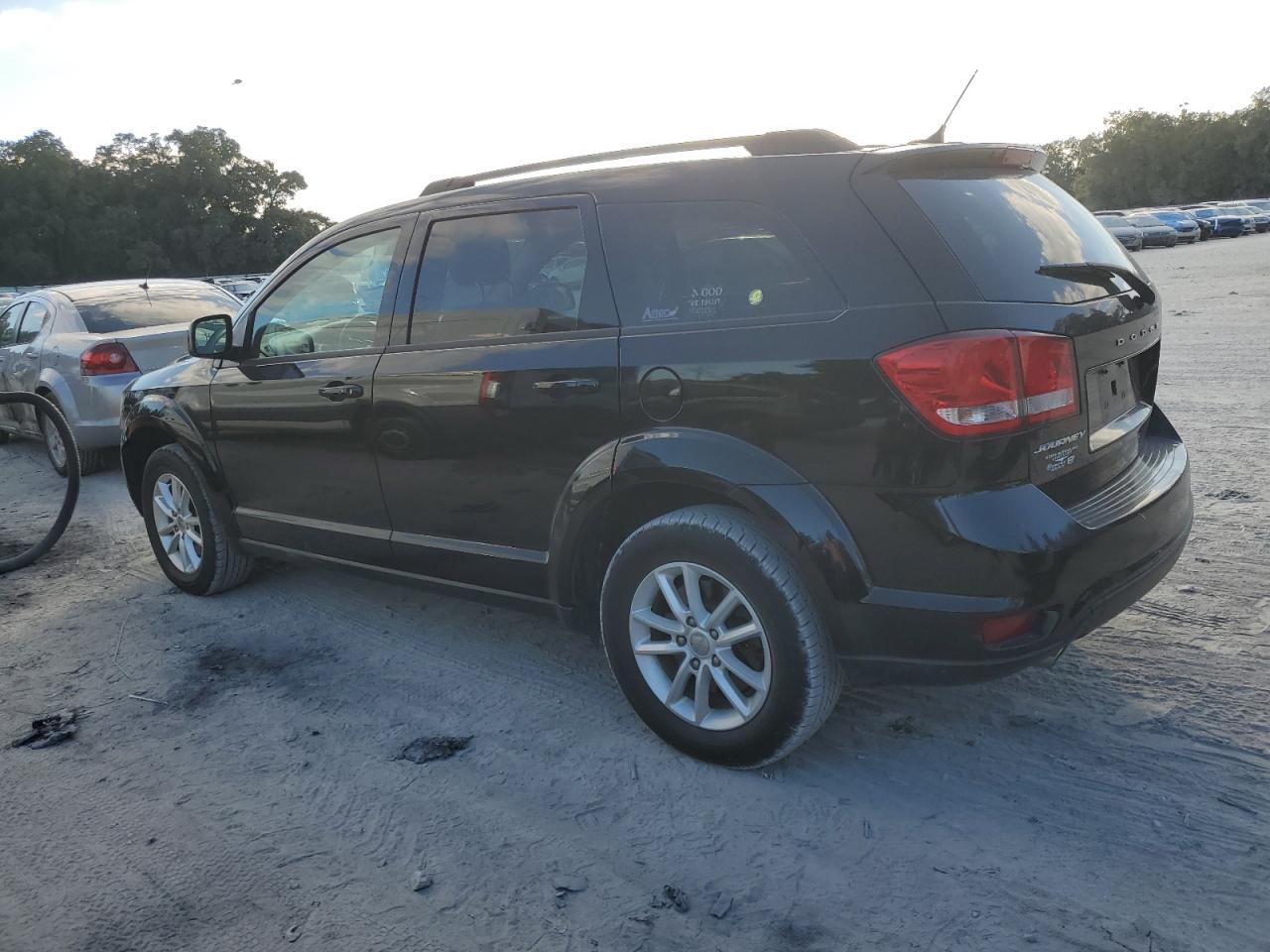 2014 Dodge Journey - Image 2