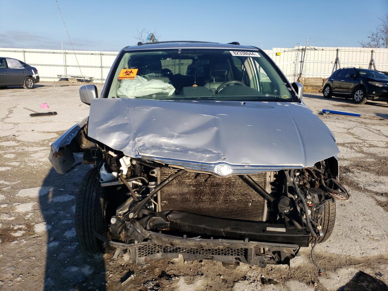 2009 Chrysler Town & Country - Image 5