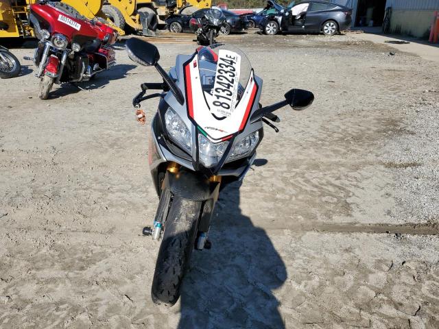 2016 APRILIA RSV4 RF