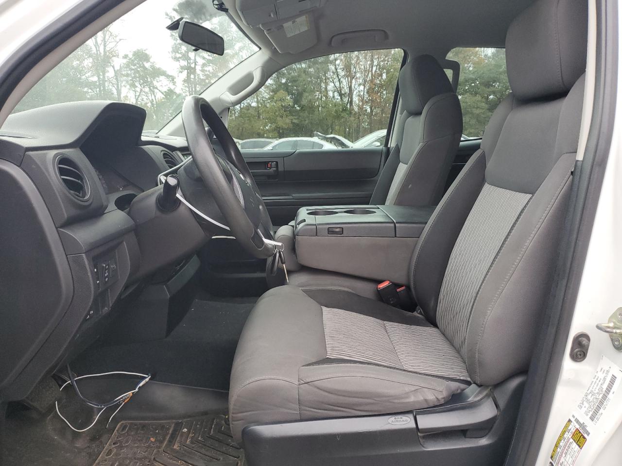 2015 Toyota Tundra - Image 7