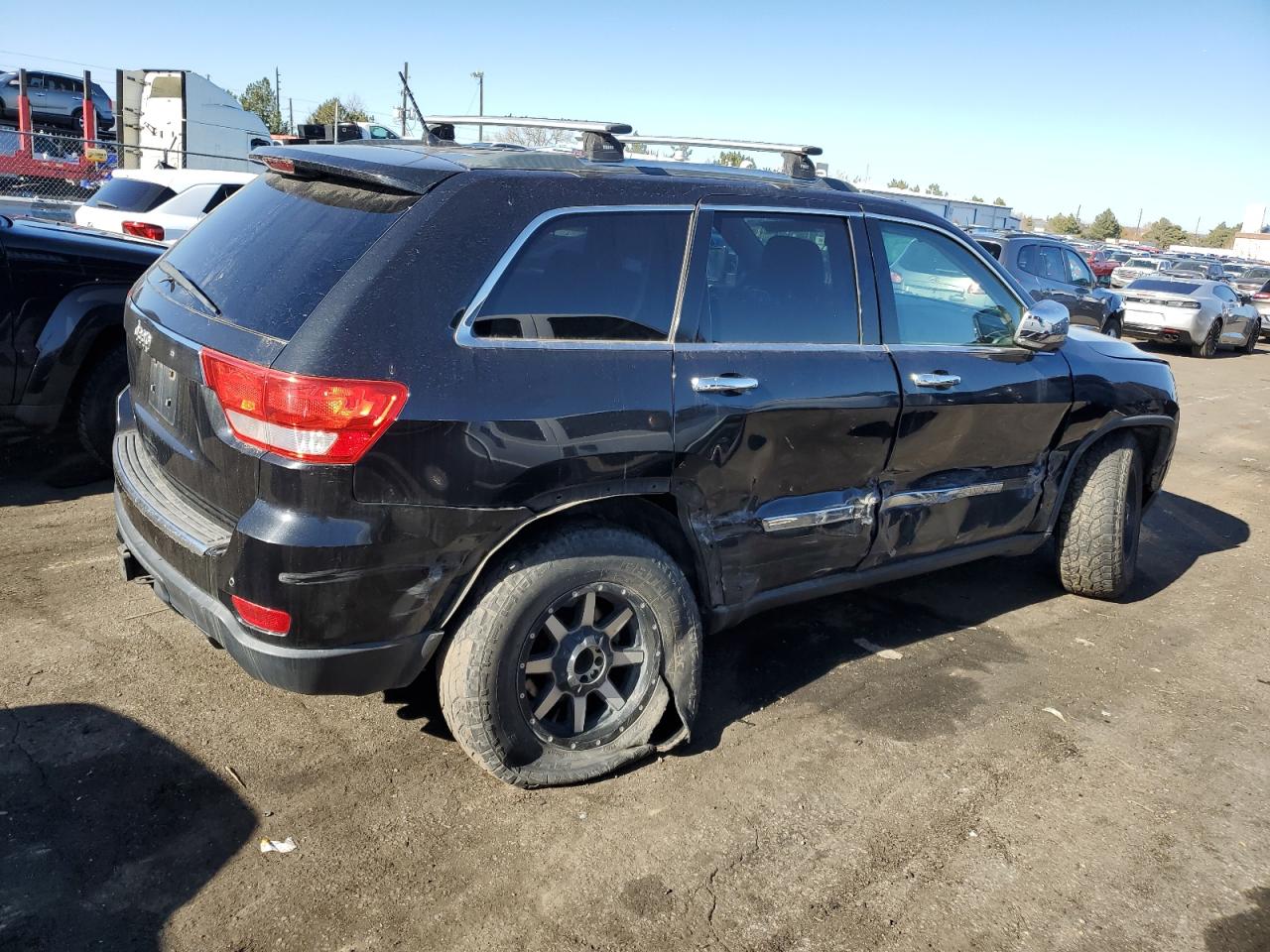 2013 Jeep Grand Cherokee - Image 3