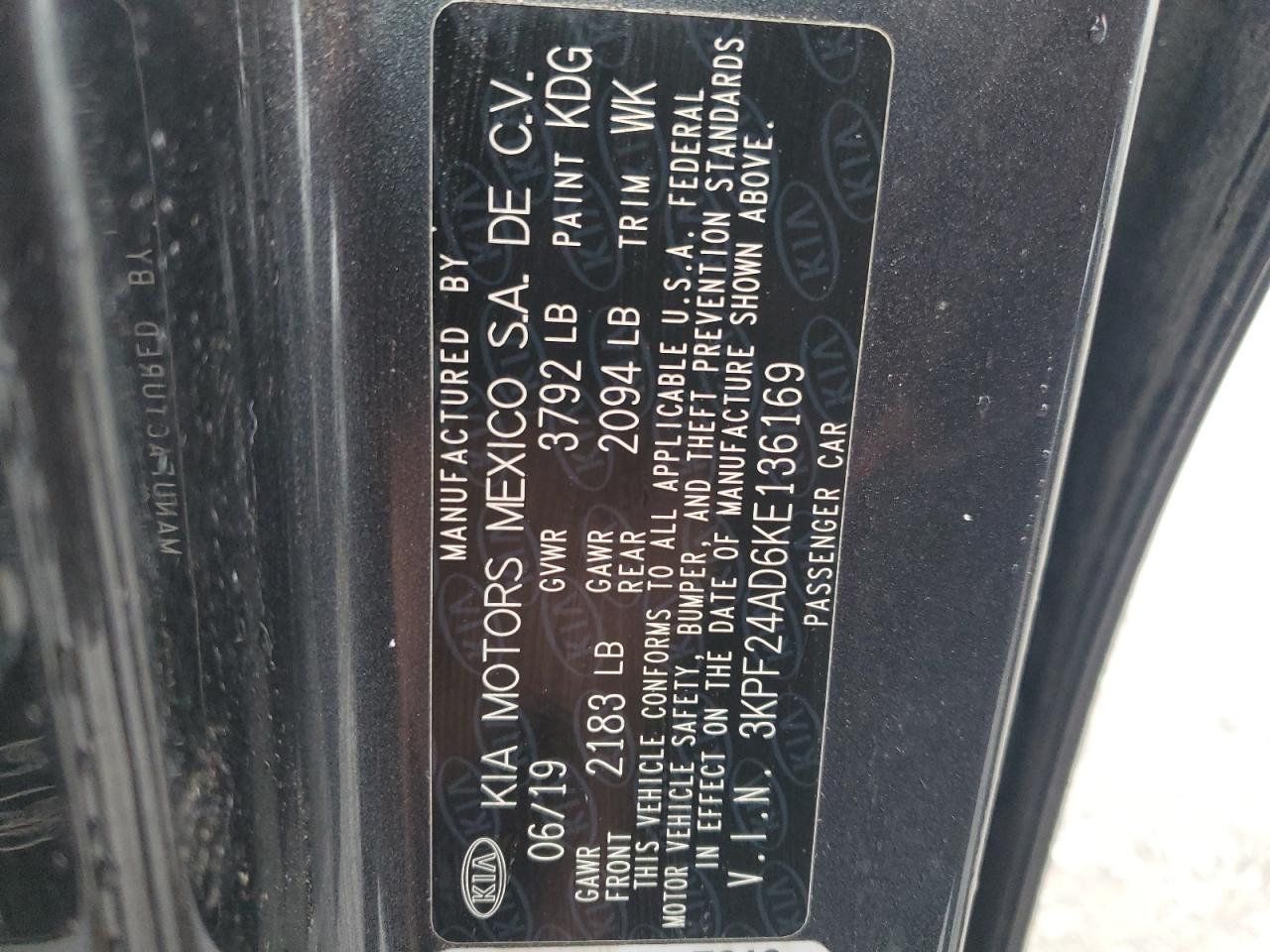 2019 Kia Forte - Image 12