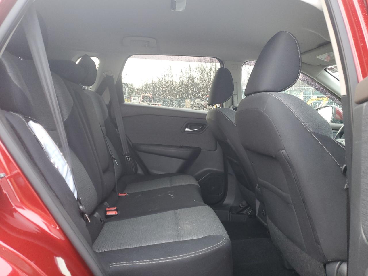 2021 Nissan Rogue - Image 11