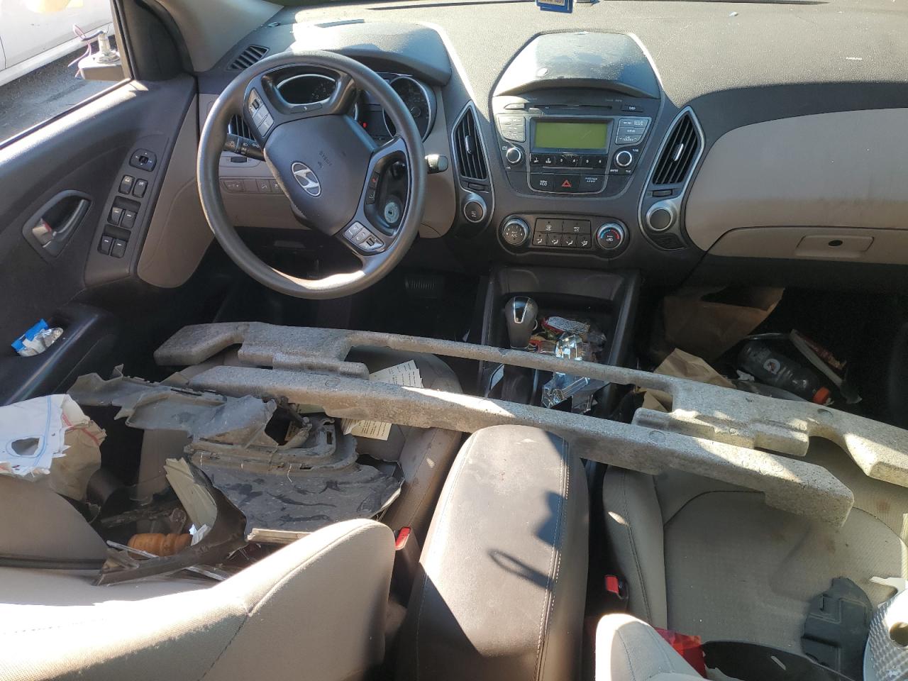 2014 Hyundai Tucson - Image 8
