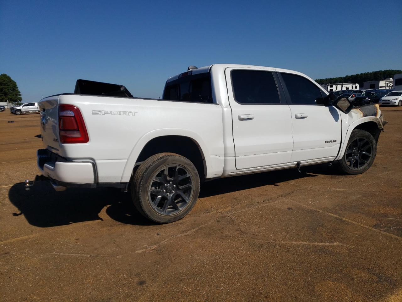 2022 RAM 1500 - Image 3