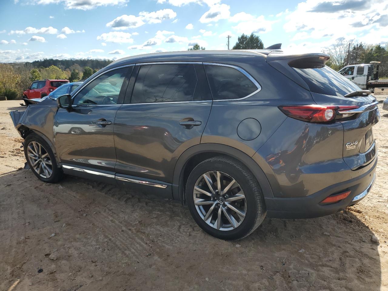 2017 Mazda CX-9 - Image 2