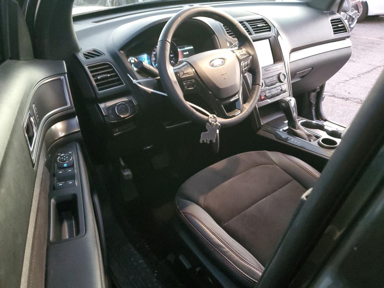 2018 Ford Explorer - Image 8