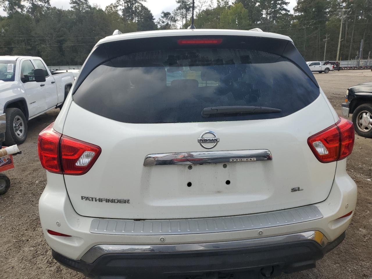 2018 Nissan Pathfinder - Image 6