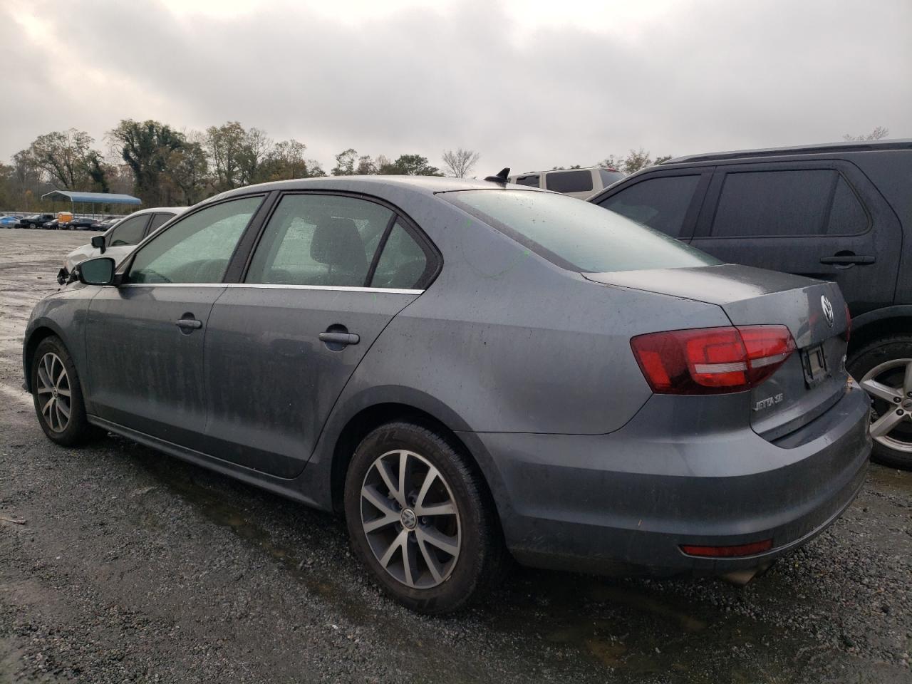 2017 Volkswagen Jetta - Image 2