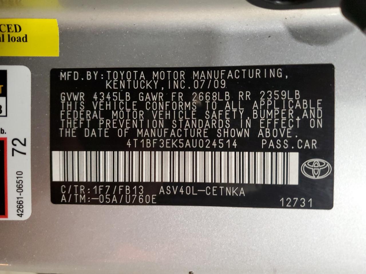 2010 Toyota Camry - Image 12