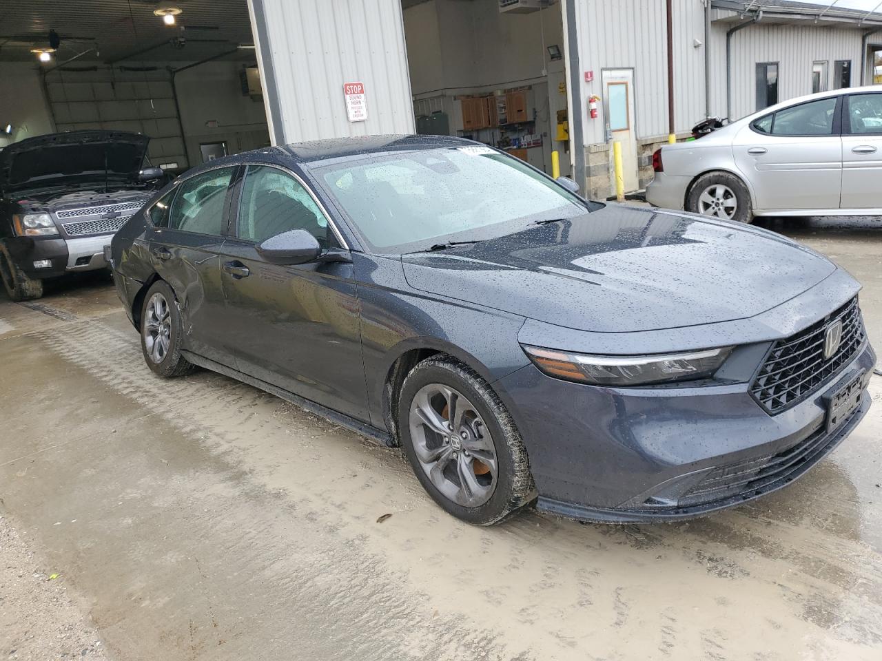 2023 Honda Accord - Image 4