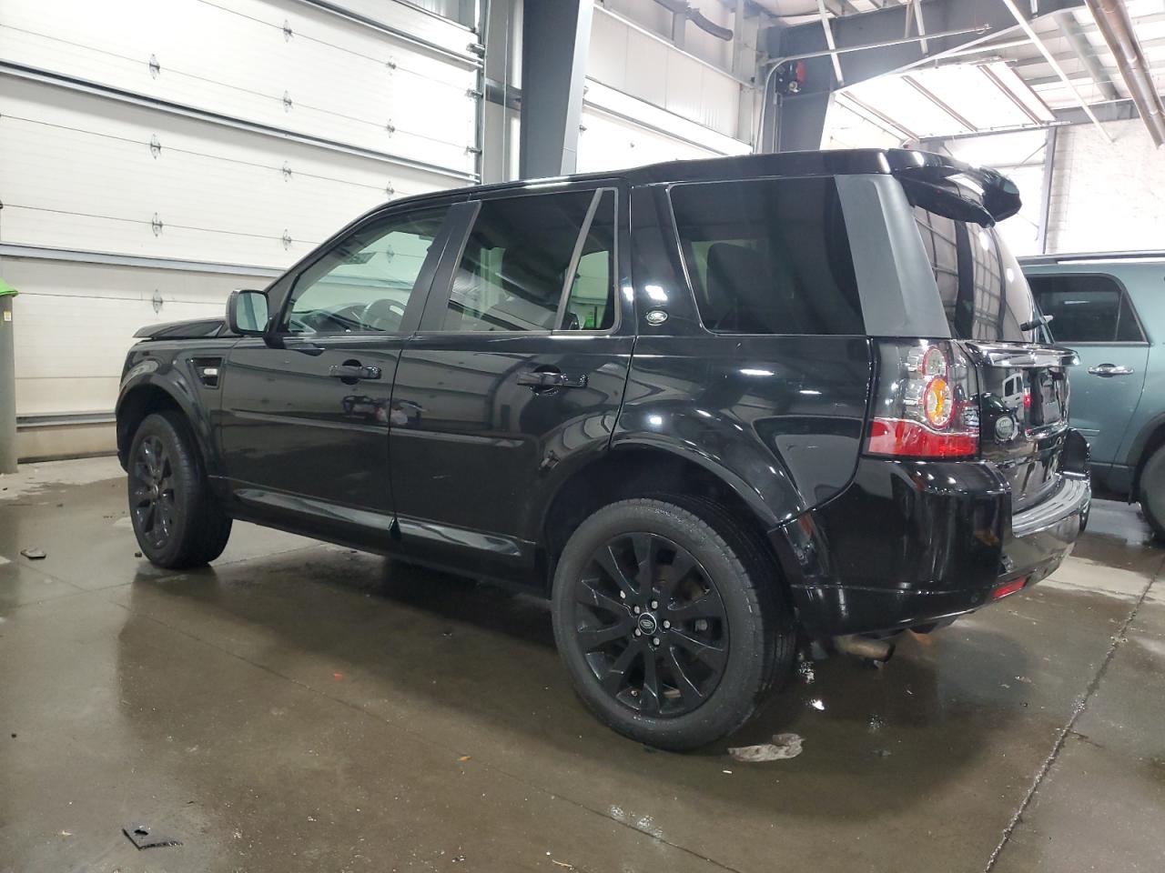 2015 Land Rover LR2 - Image 2