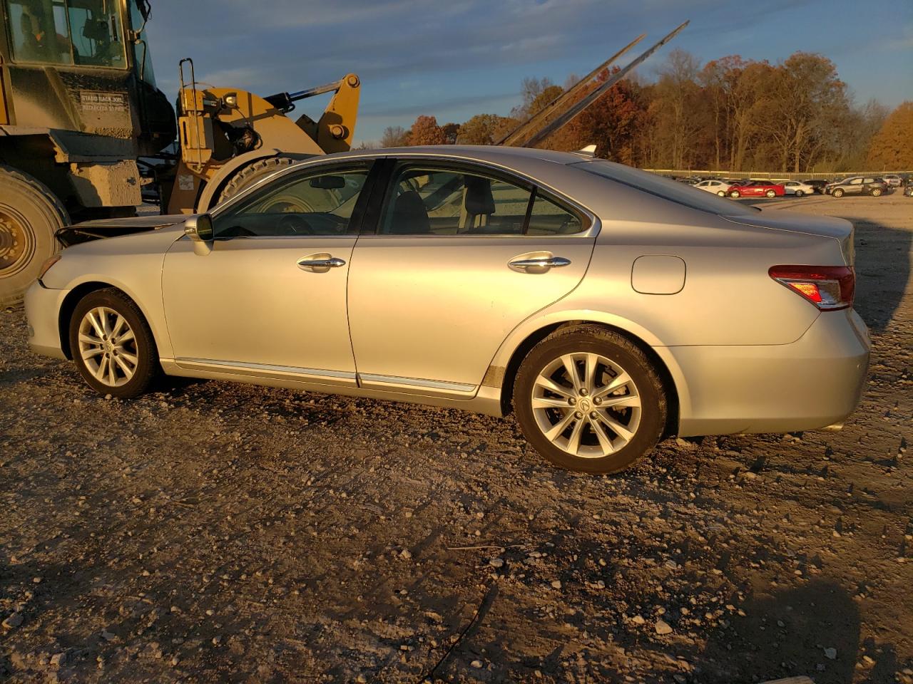 2012 Lexus ES - Image 2