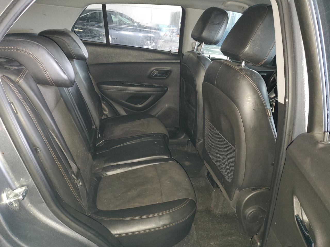 2019 Chevrolet Trax - Image 11
