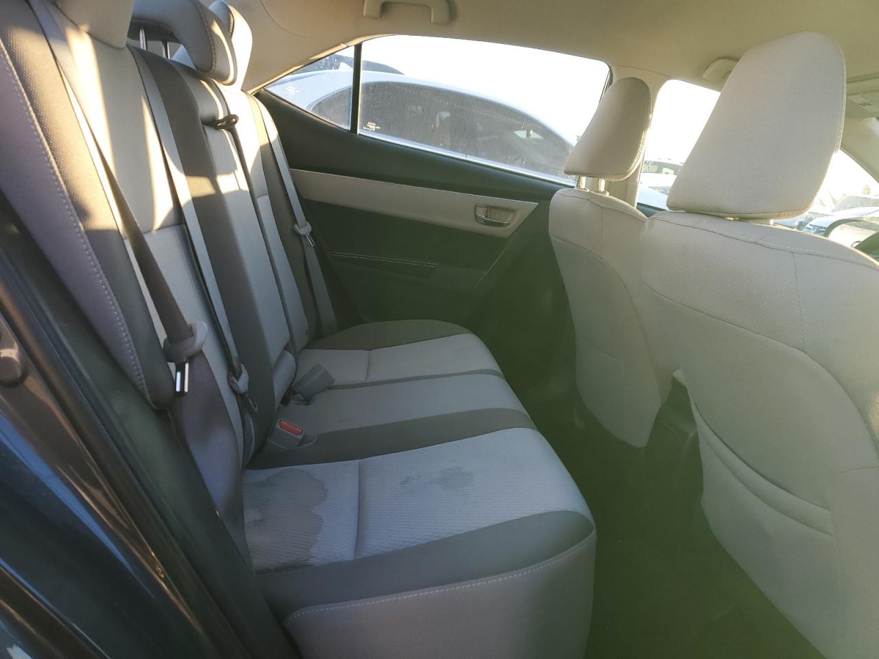 2017 Toyota Corolla - Image 11