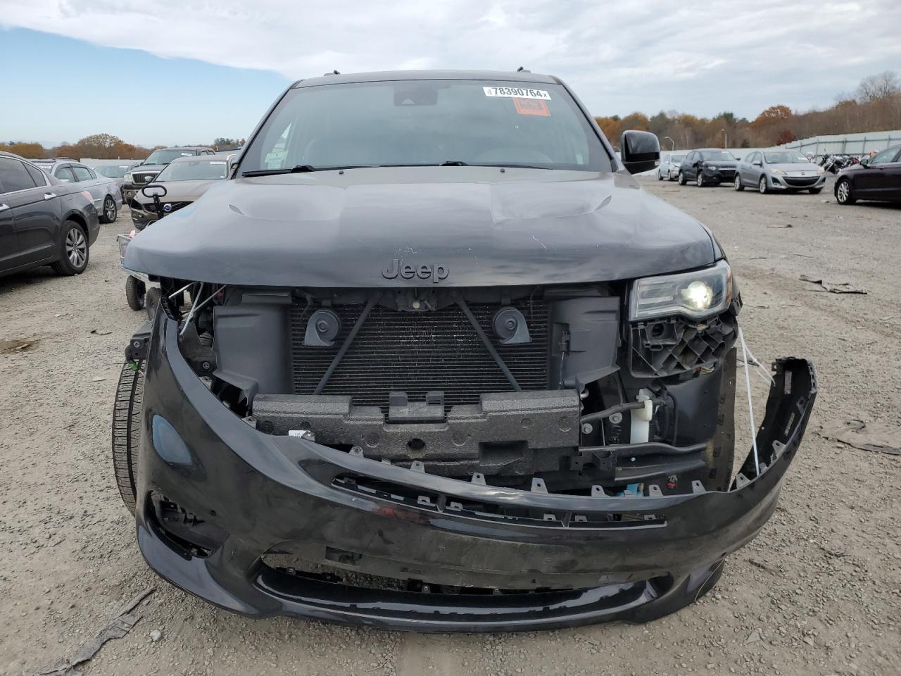 2018 Jeep Grand Cherokee - Image 5