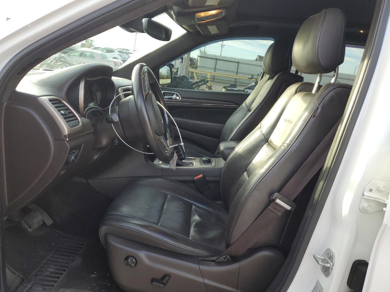 2017 Jeep Grand Cherokee - Image 7