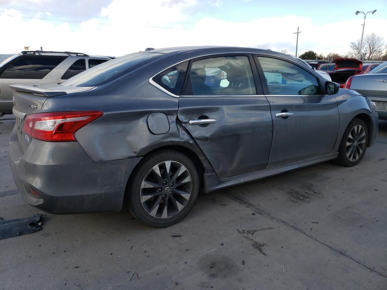 2016 Nissan Sentra - Image 3