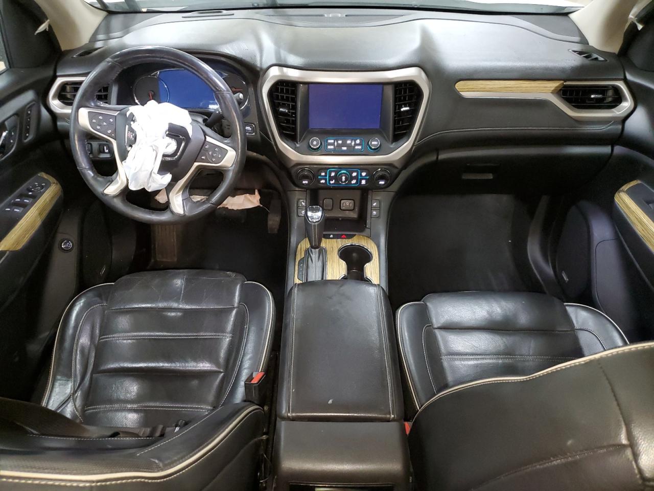 2017 GMC Acadia - Image 8