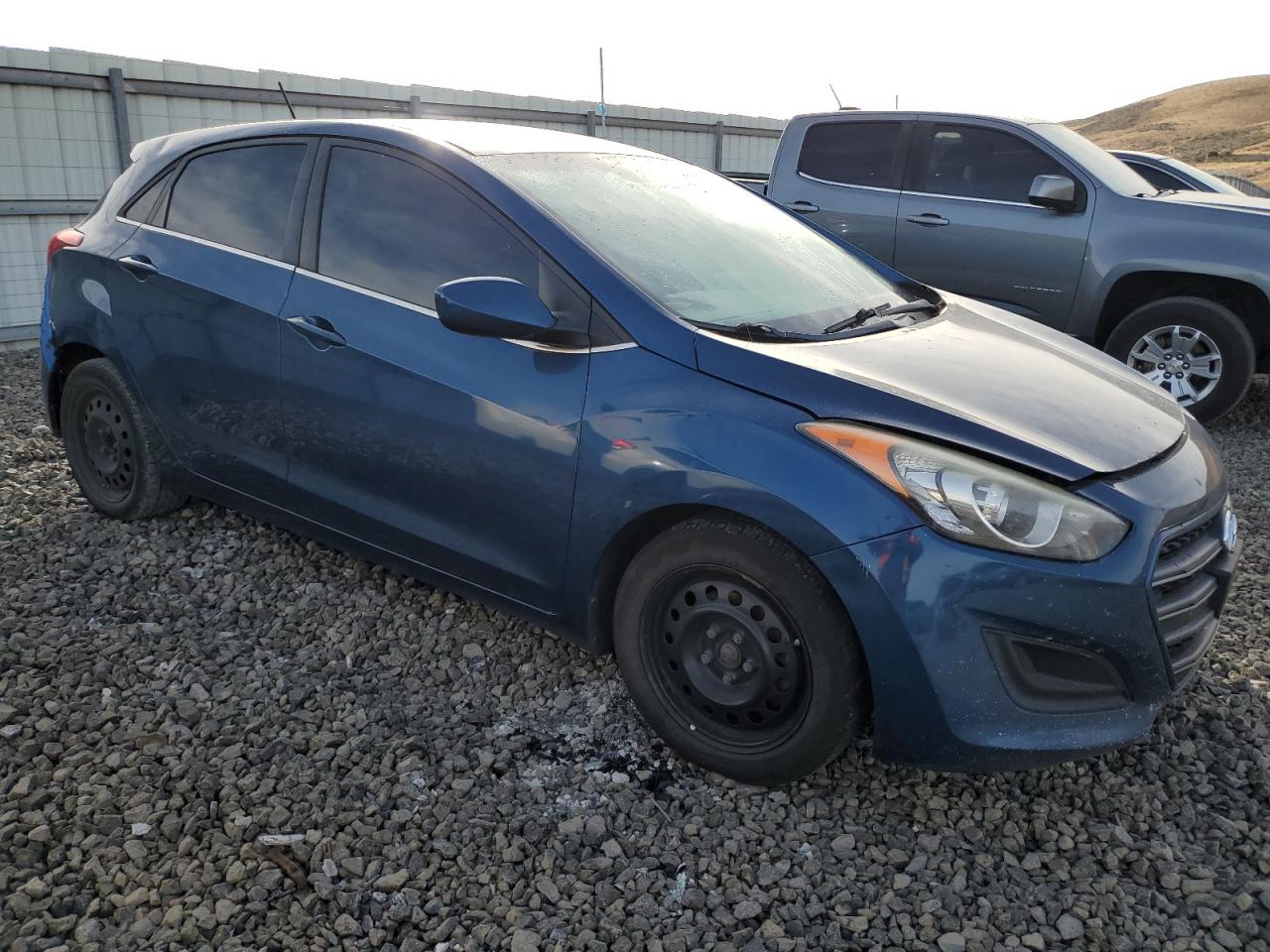 2016 Hyundai Elantra - Image 4