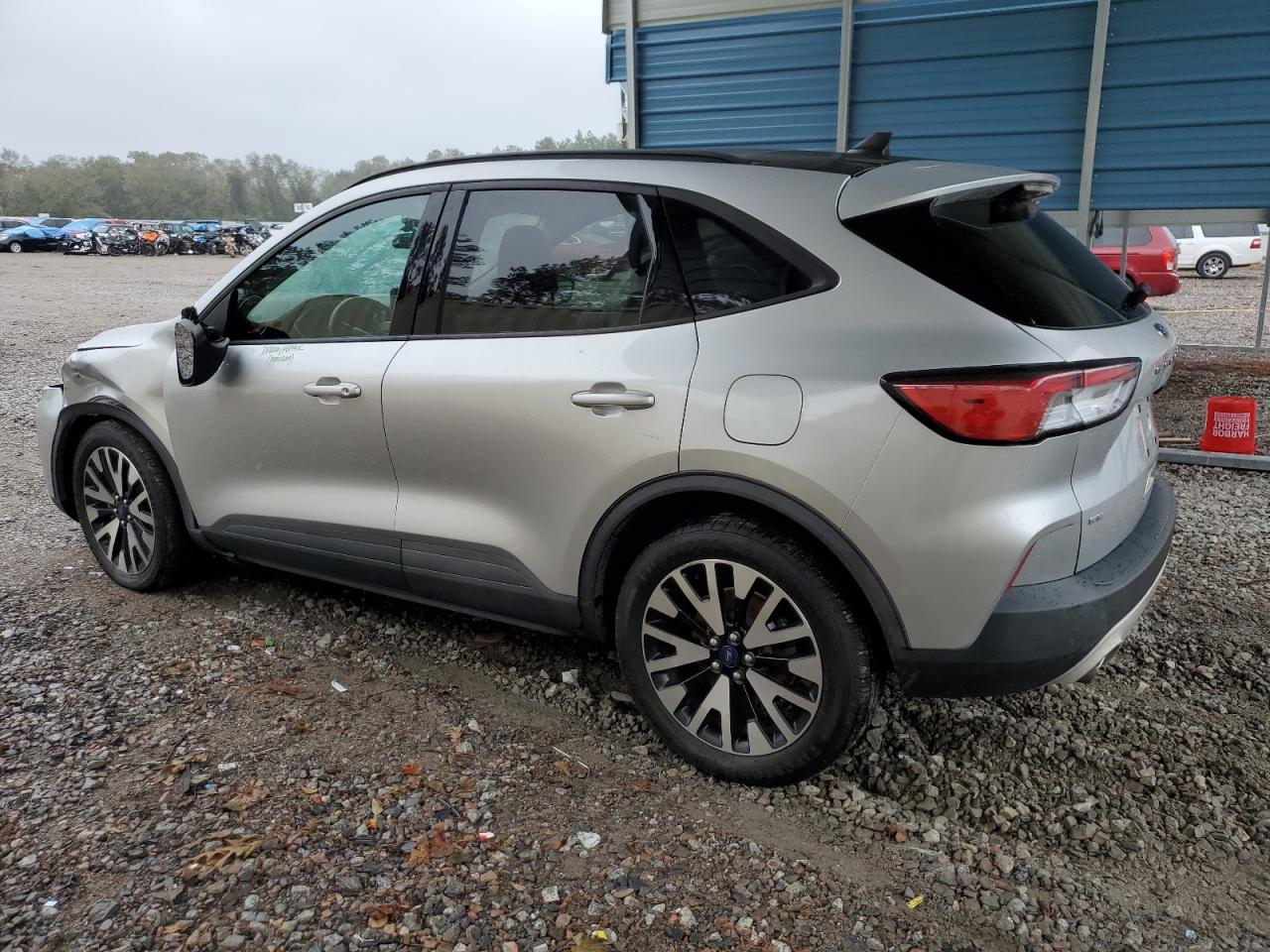 2020 Ford Escape - Image 2
