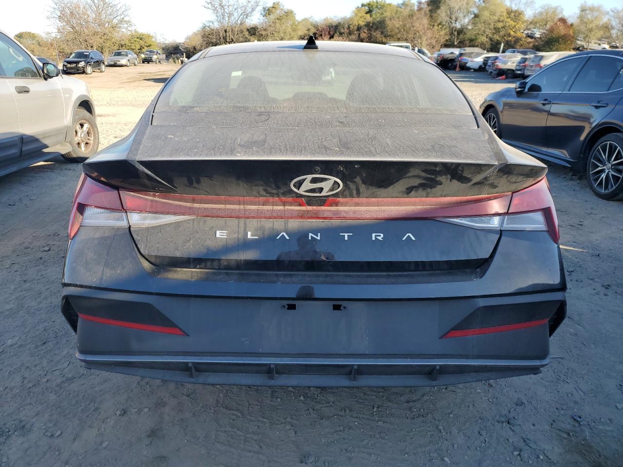 2024 Hyundai Elantra - Image 6
