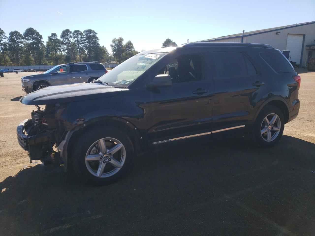 2019 Ford Explorer - Image 1