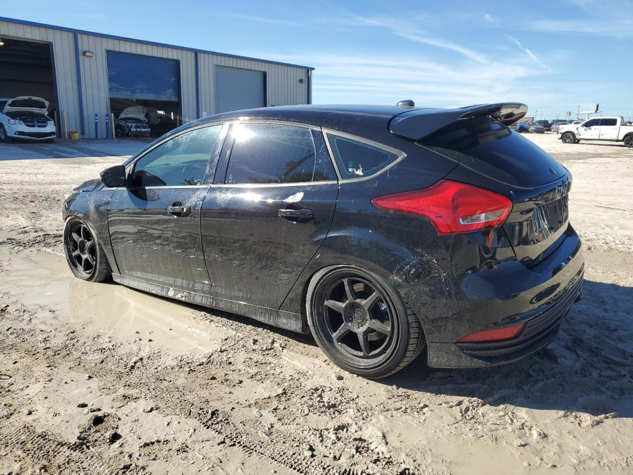 2017 Ford Focus - Image 2
