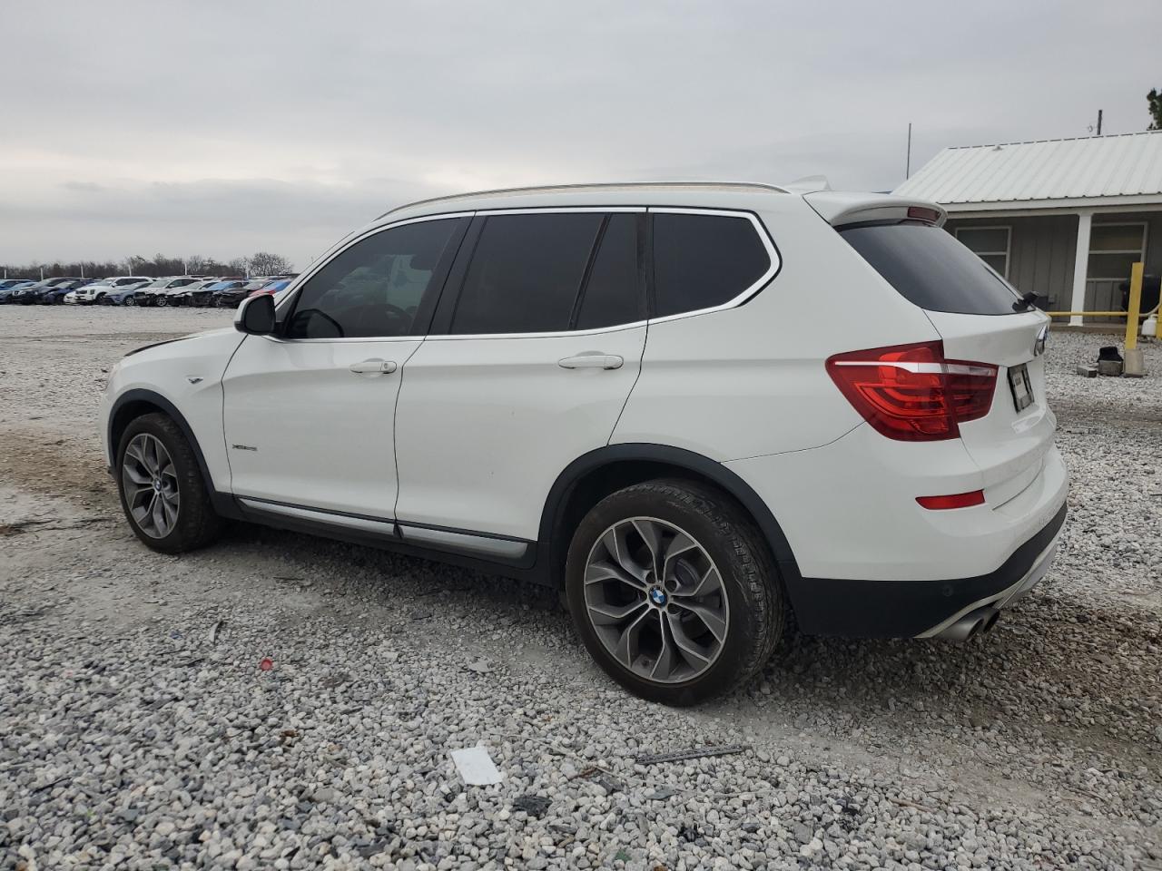 VIN 5UXWX9C55F0D44712 2015 BMW X3 no.2