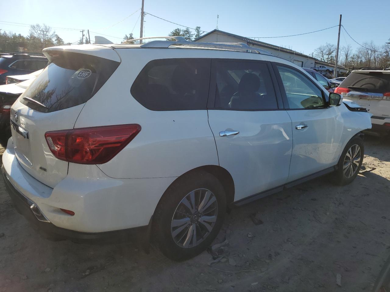 VIN 5N1DR2MM8KC655407 2019 NISSAN PATHFINDER no.3