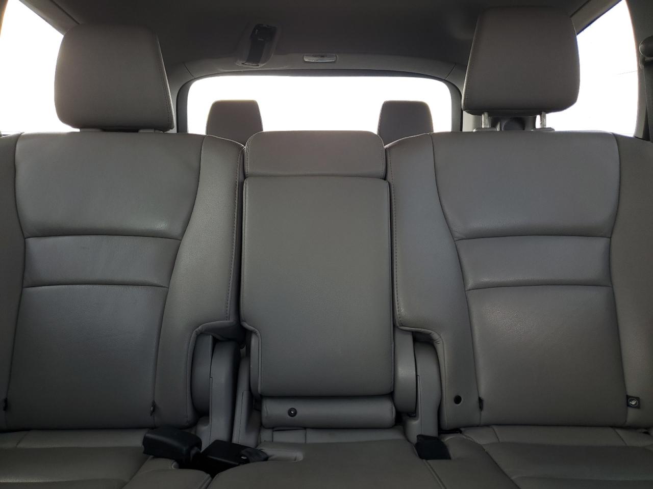 2016 Honda Pilot - Image 10