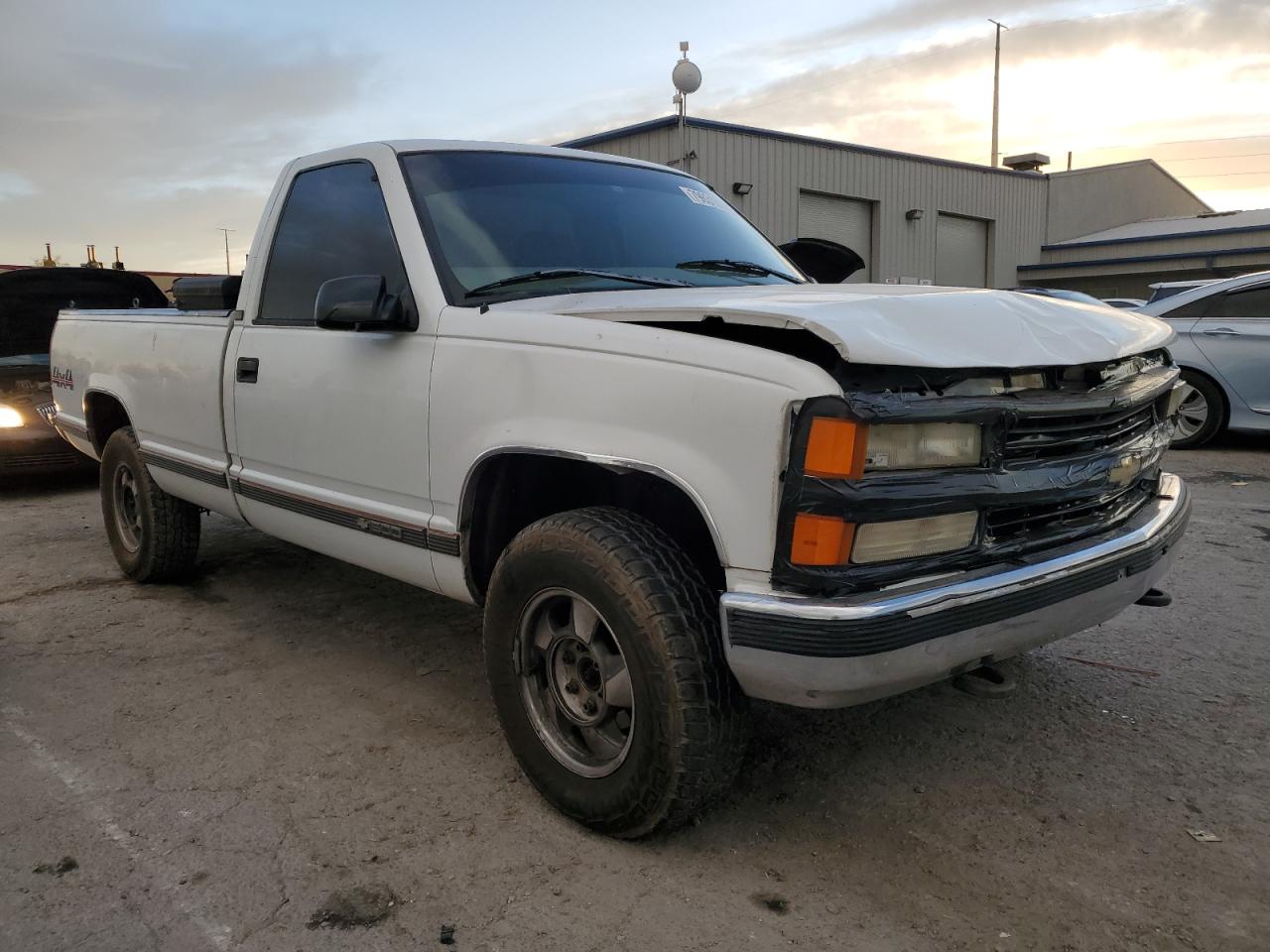 1997 Chevrolet GMT-400 - Image 4