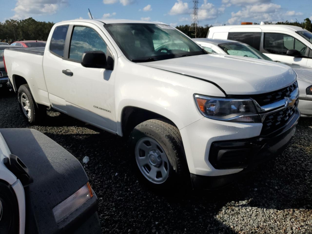 VIN 1GCHSBEA1N1271337 2022 CHEVROLET COLORADO no.4