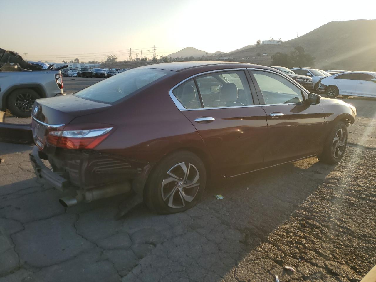 VIN 1HGCR2F36HA082453 2017 HONDA ACCORD no.3