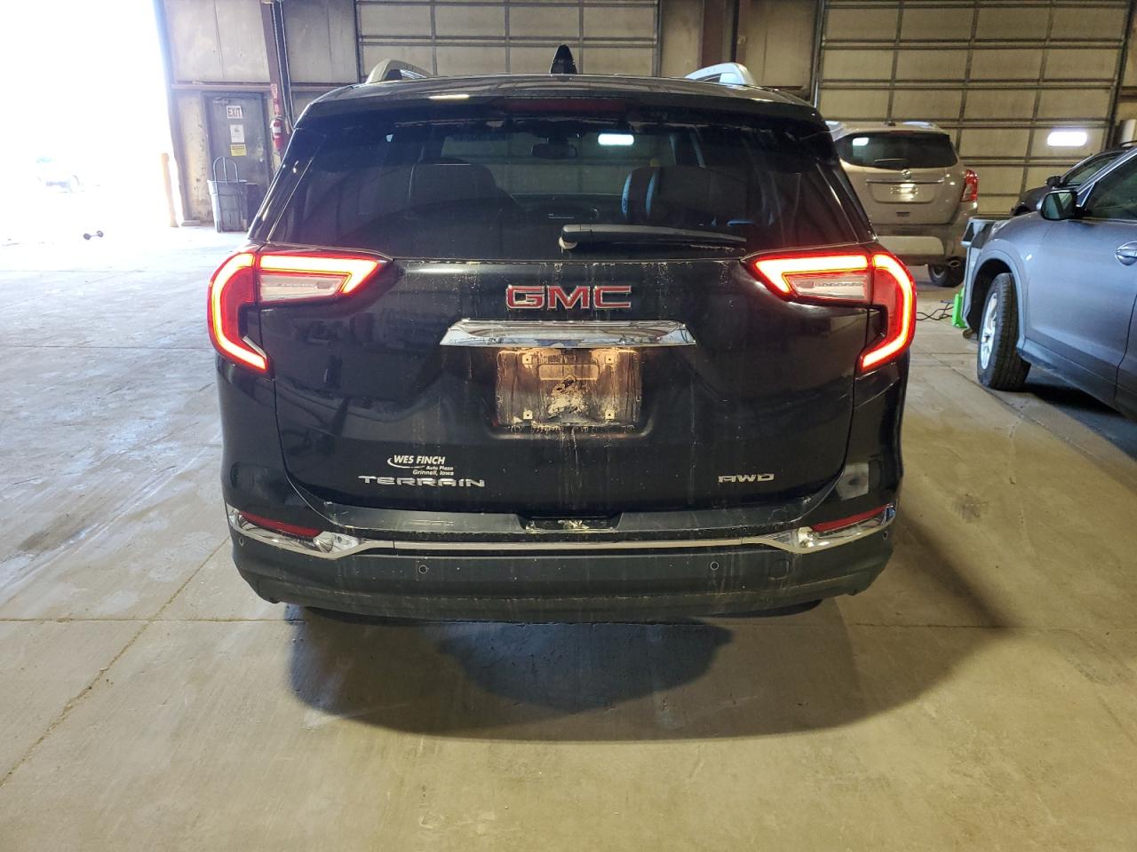 2022 GMC Terrain - Image 6