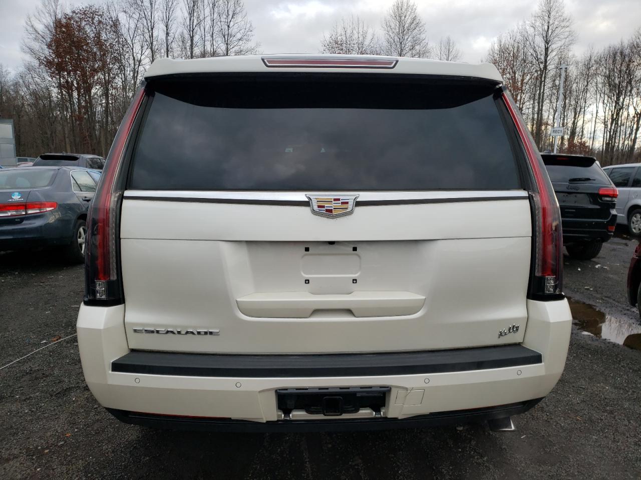 2015 Cadillac Escalade Premium VIN: 1GYS4NKJ5FR638551 Lot: 82283604