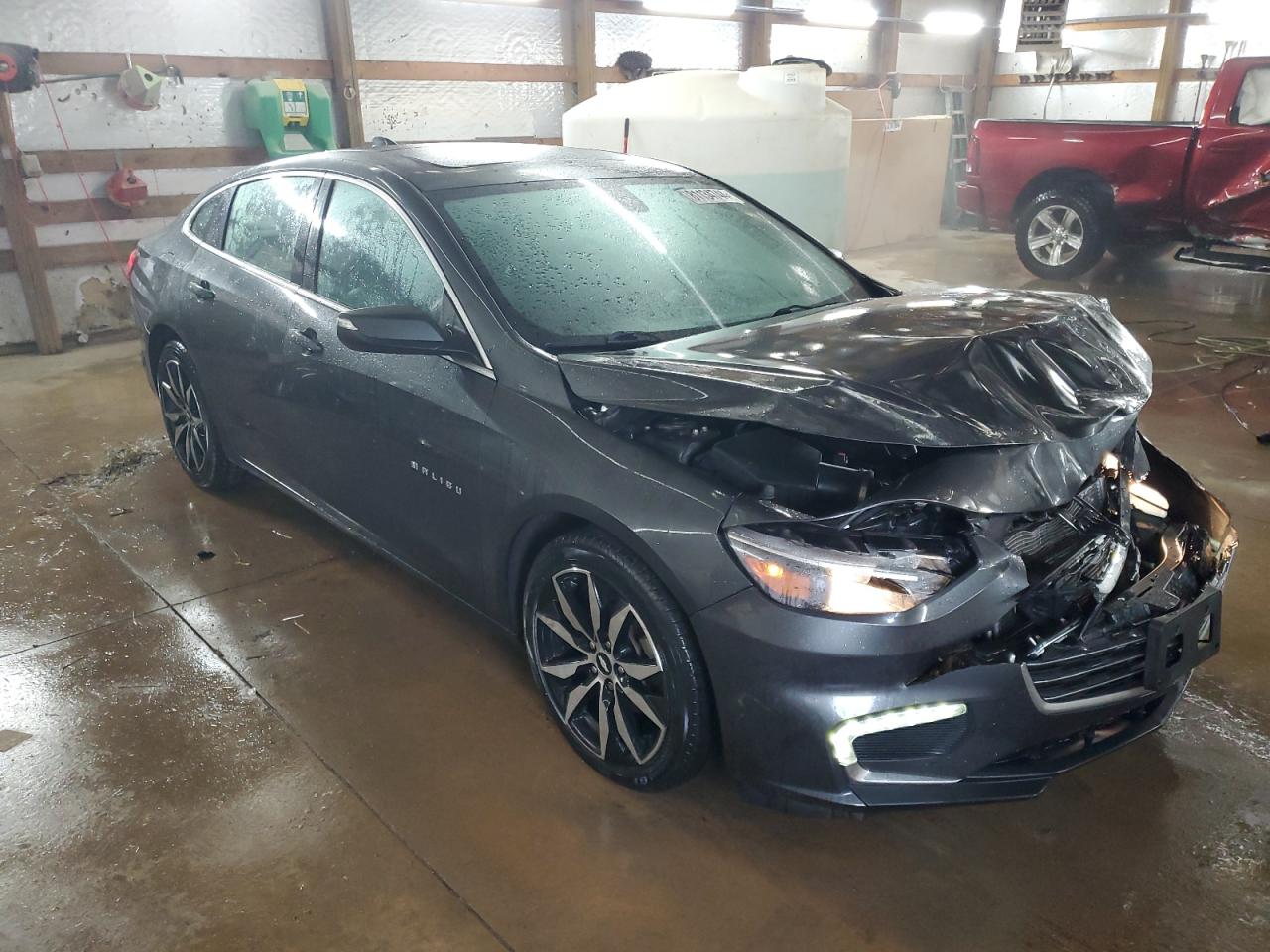 2017 Chevrolet Malibu - Image 4