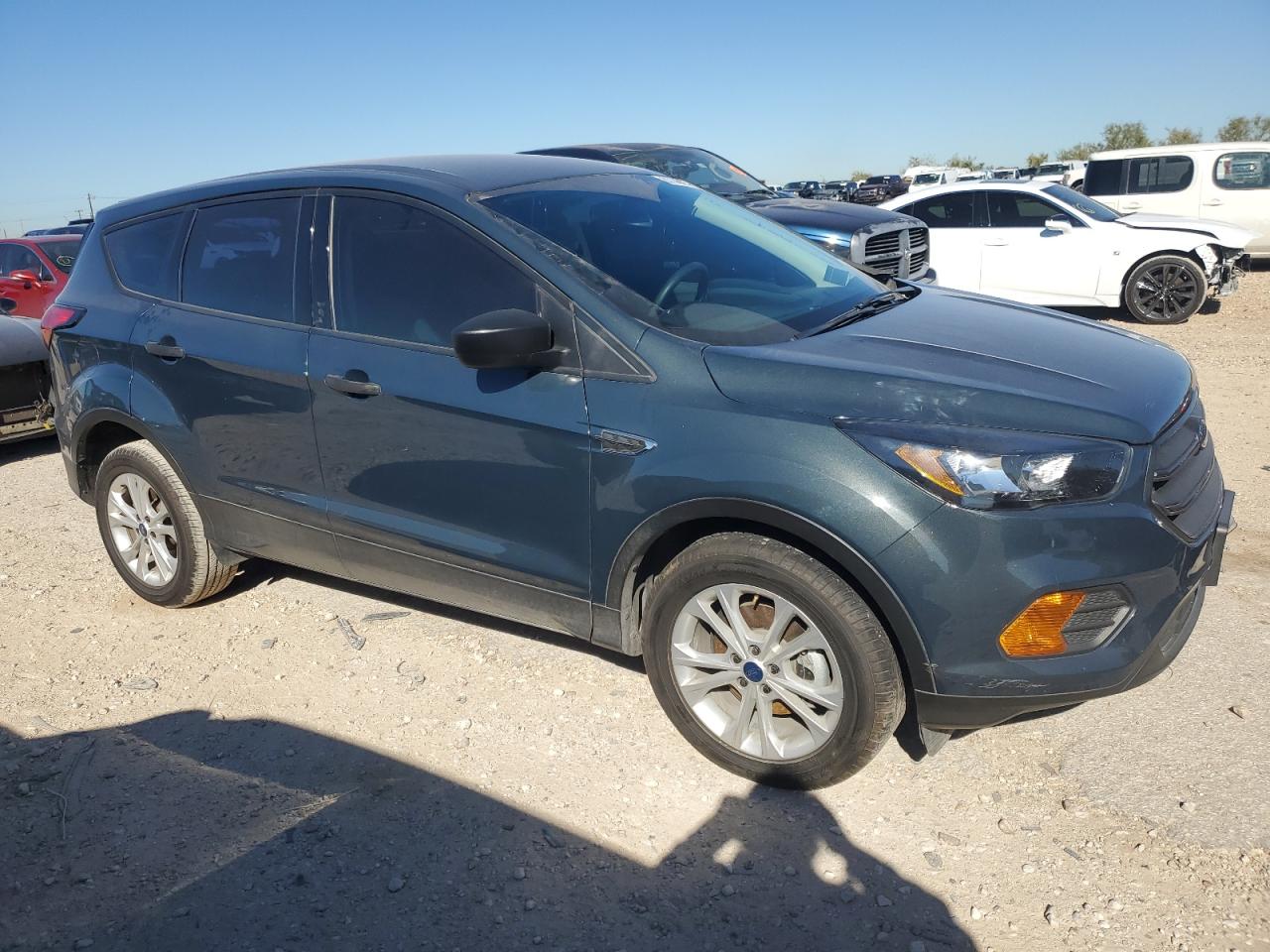 VIN 1FMCU0F76KUB00164 2019 FORD ESCAPE no.4