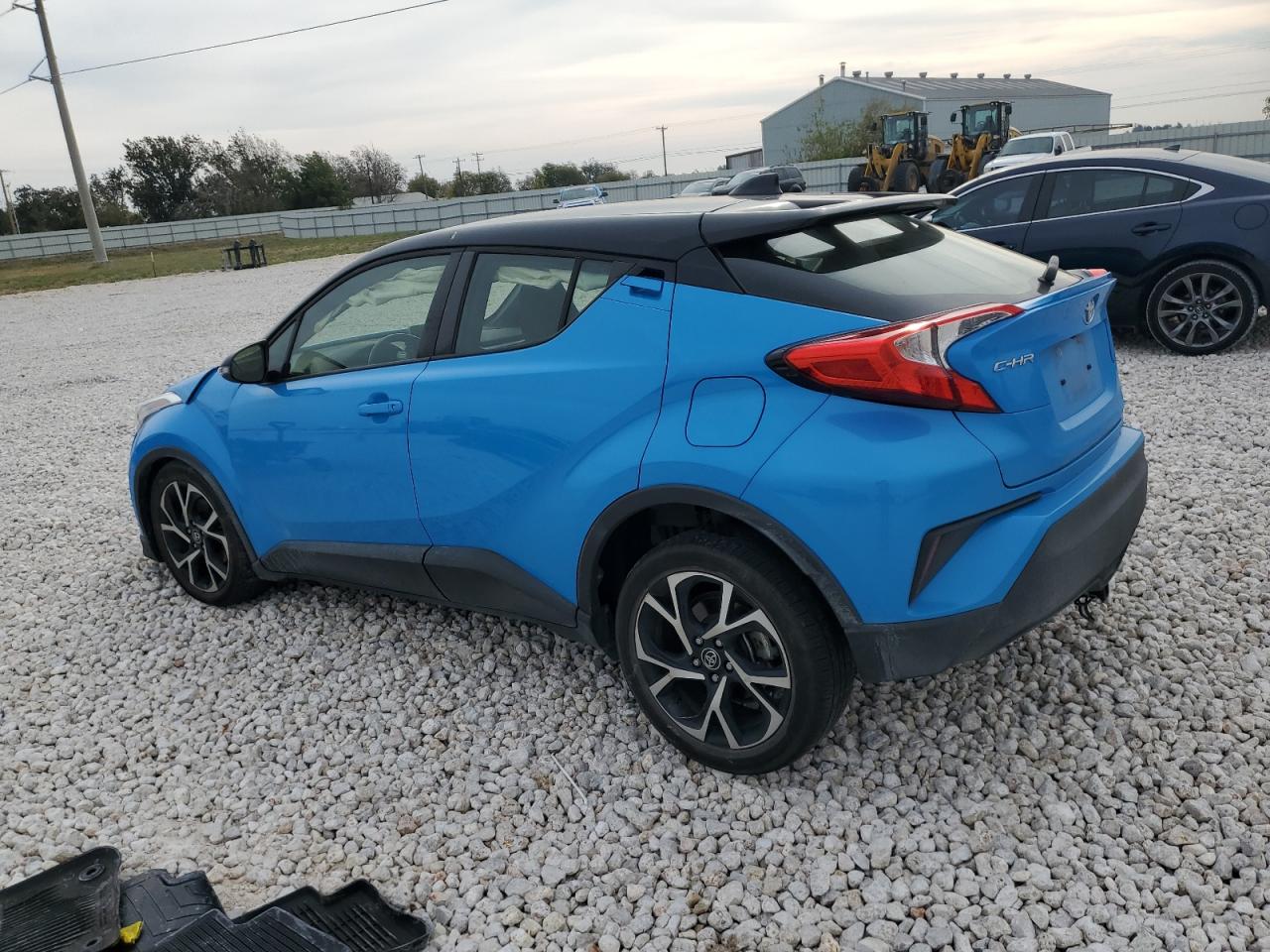2019 Toyota C-HR - Image 2