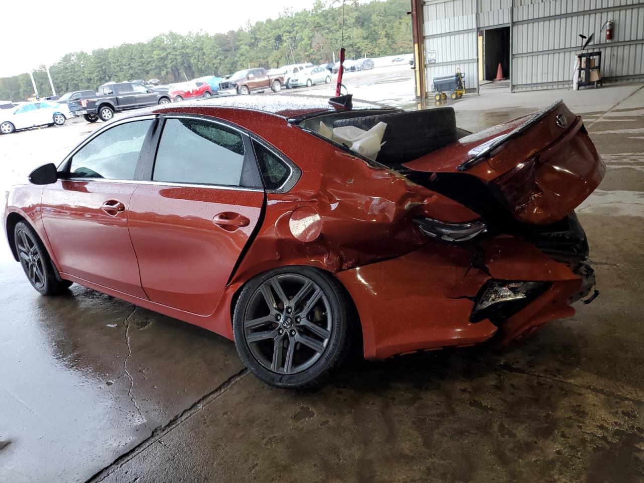 2019 Kia Forte - Image 2